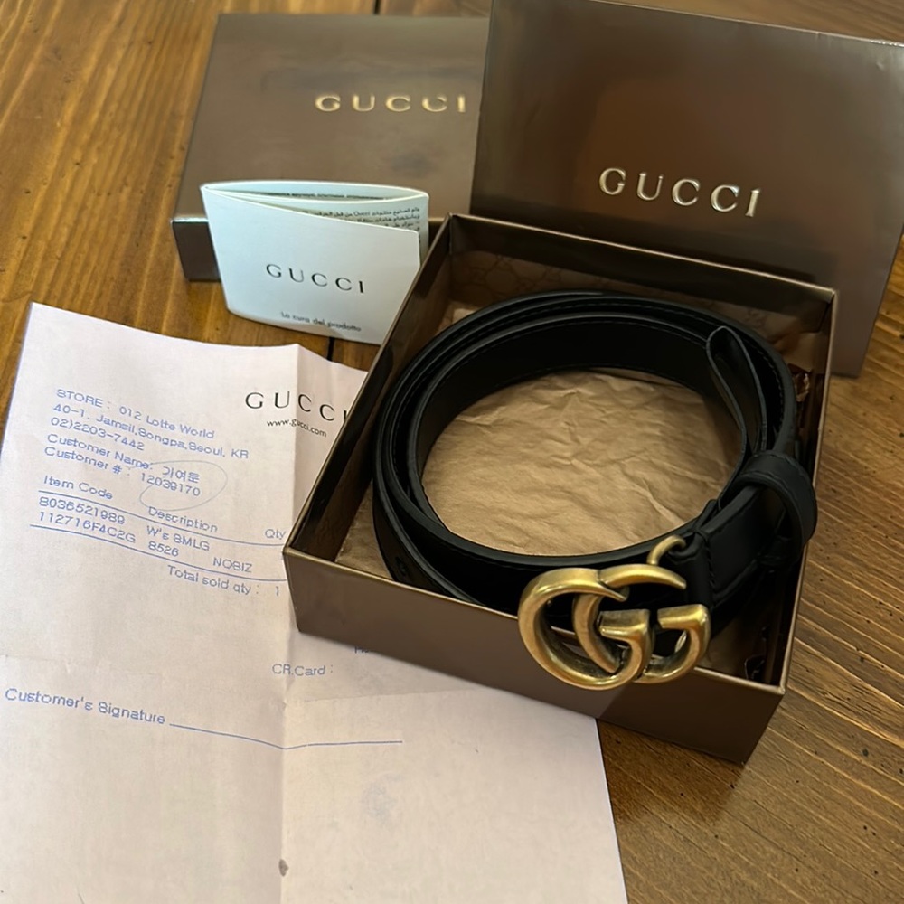 Authentic GG leather belt with double G buckle in Pristine condition